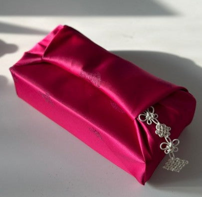 Cherry Pink Silk-Style Bojagi + Norigae Wine Gift Set (55×55 cm) – Knot Guide & Clear Band Included