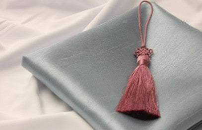 Silk-Style Double-Layer Bojagi with Pink Knot Accent – Sky Blue (70×70 cm) | 100% Polyester Slub