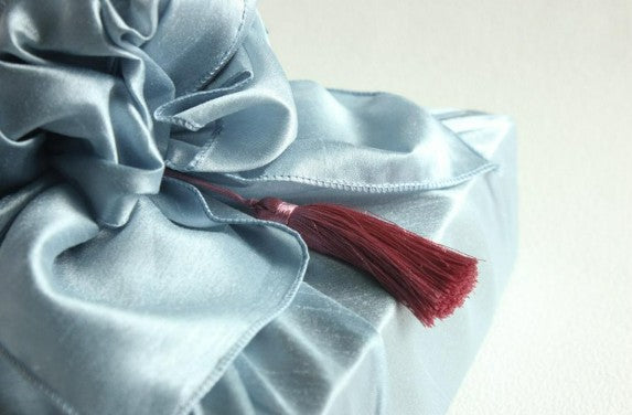Silk-Style Double-Layer Bojagi with Pink Knot Accent – Sky Blue (70×70 cm) | 100% Polyester Slub