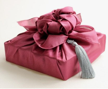 Silk-Style Double-Layer Bojagi with Silver Tassel – Deep Plum (70×70 cm) | 100% Polyester Slub